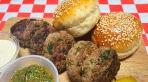 Read more about the article How Michelle Mama Make The Kabab Sliders?