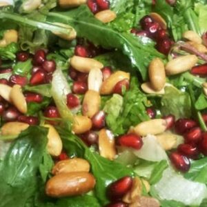 BABY LEEF, LETTUCE, APPLES, POMEGRANATE, ROASTED WALNUTS AND VINIGRET-8 DINERS